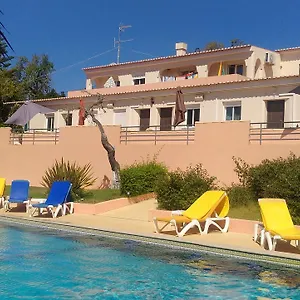 https://falfeira-apartments.hotelaalgarve.com
